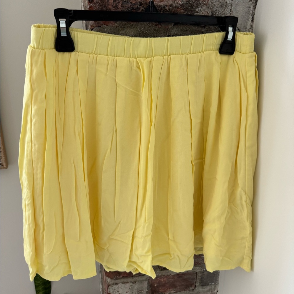 Old Navy Pleated Yellow Cotton Skirt
